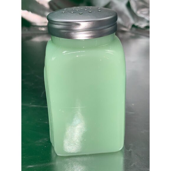 Vintage Jade Glass Salt & Pepper Shakers Rooster Graphics Metal Lids - Picture 7 of 7